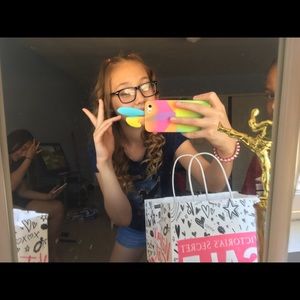 Meet your Posher, Madison